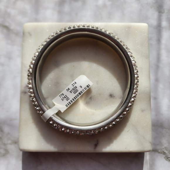 Bangle Bracelet w Swarovski Crystals, White - Picture 4 of 4